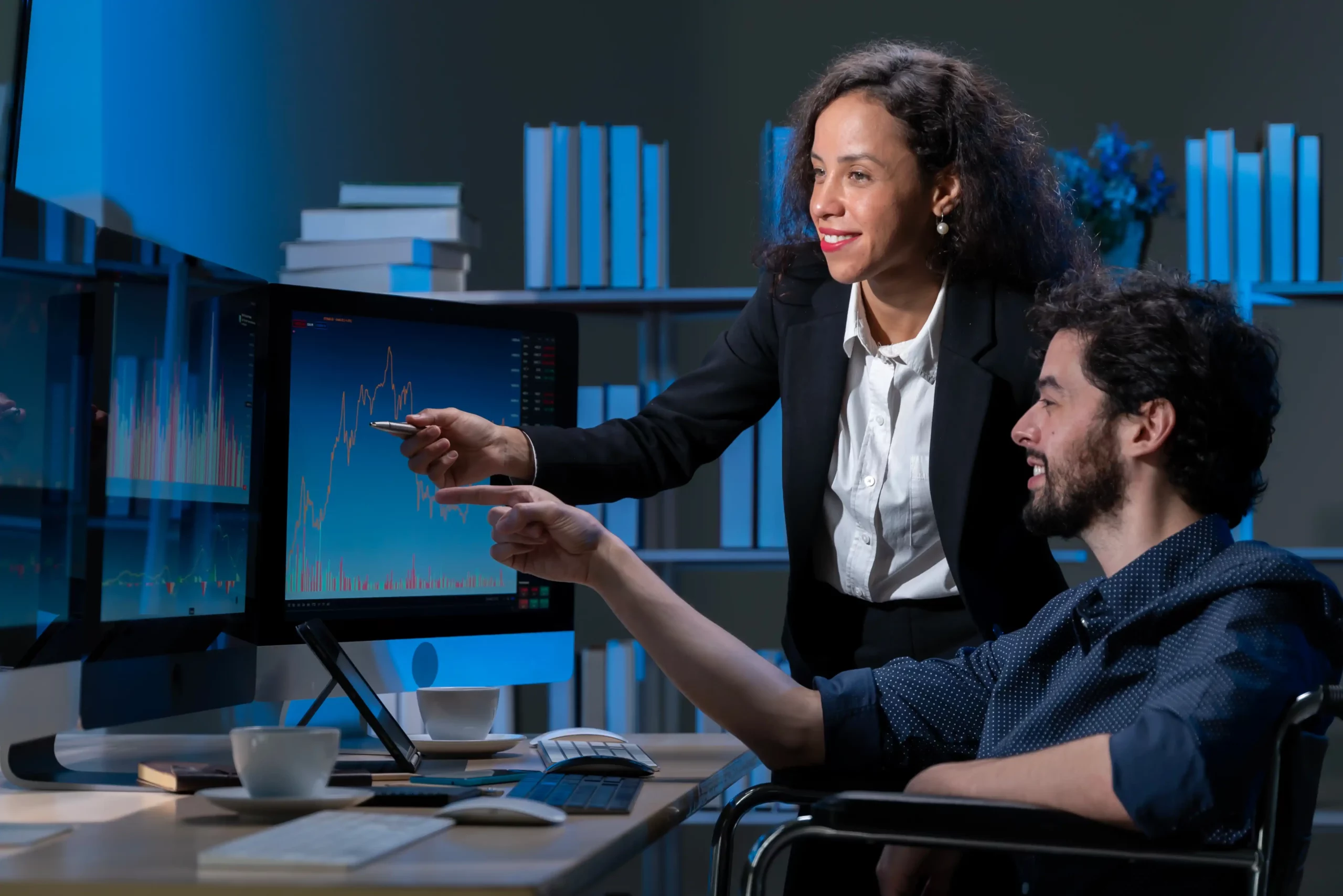 Une équipe réunie autour de données chiffrées pour cadrer un projet logiciel